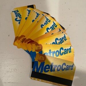 MetroCard Contactless Transit Card - Yellow and Blue